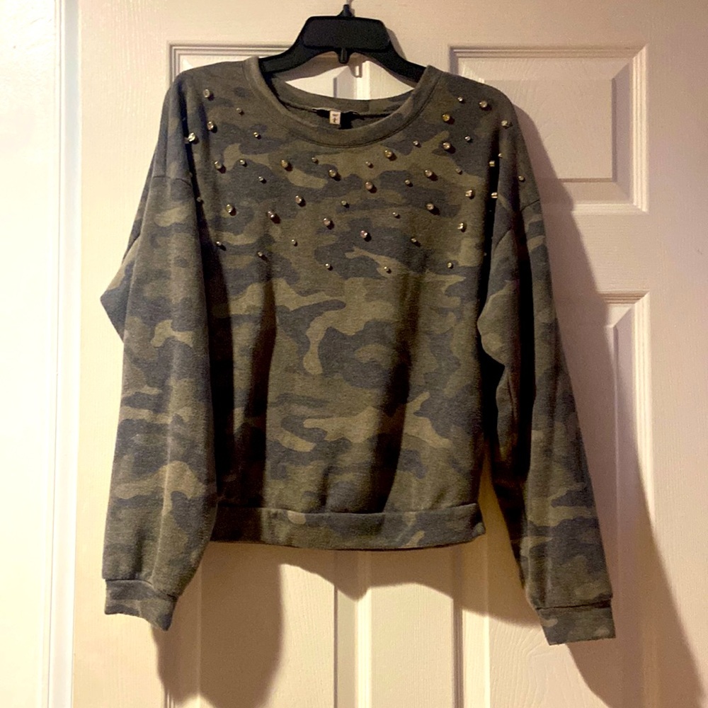 comfy camo sweater with beads